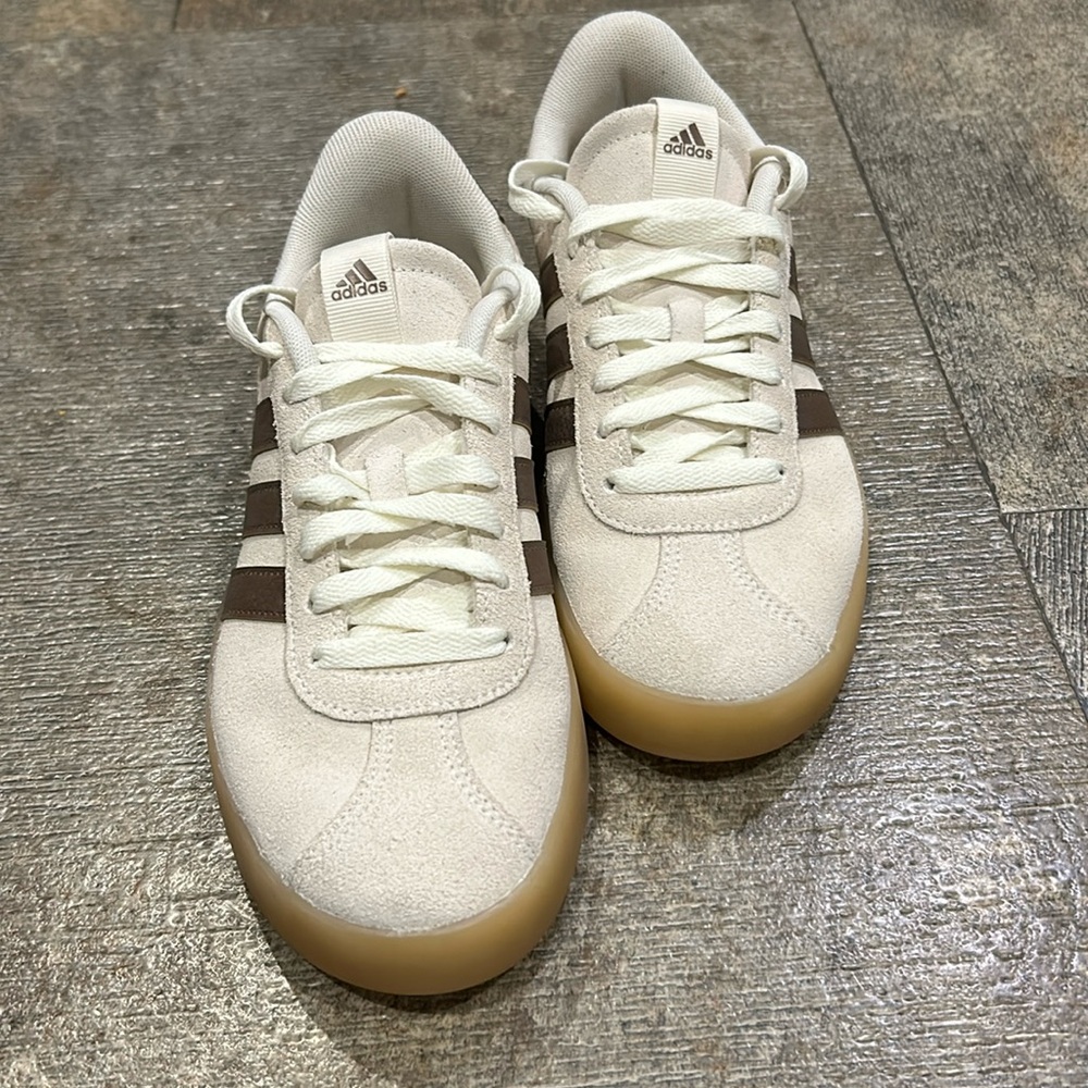 Ladies size 8 cream/brown suede adidas